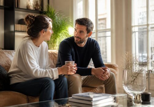 Le pegging en couple : comment en parler à son partenaire